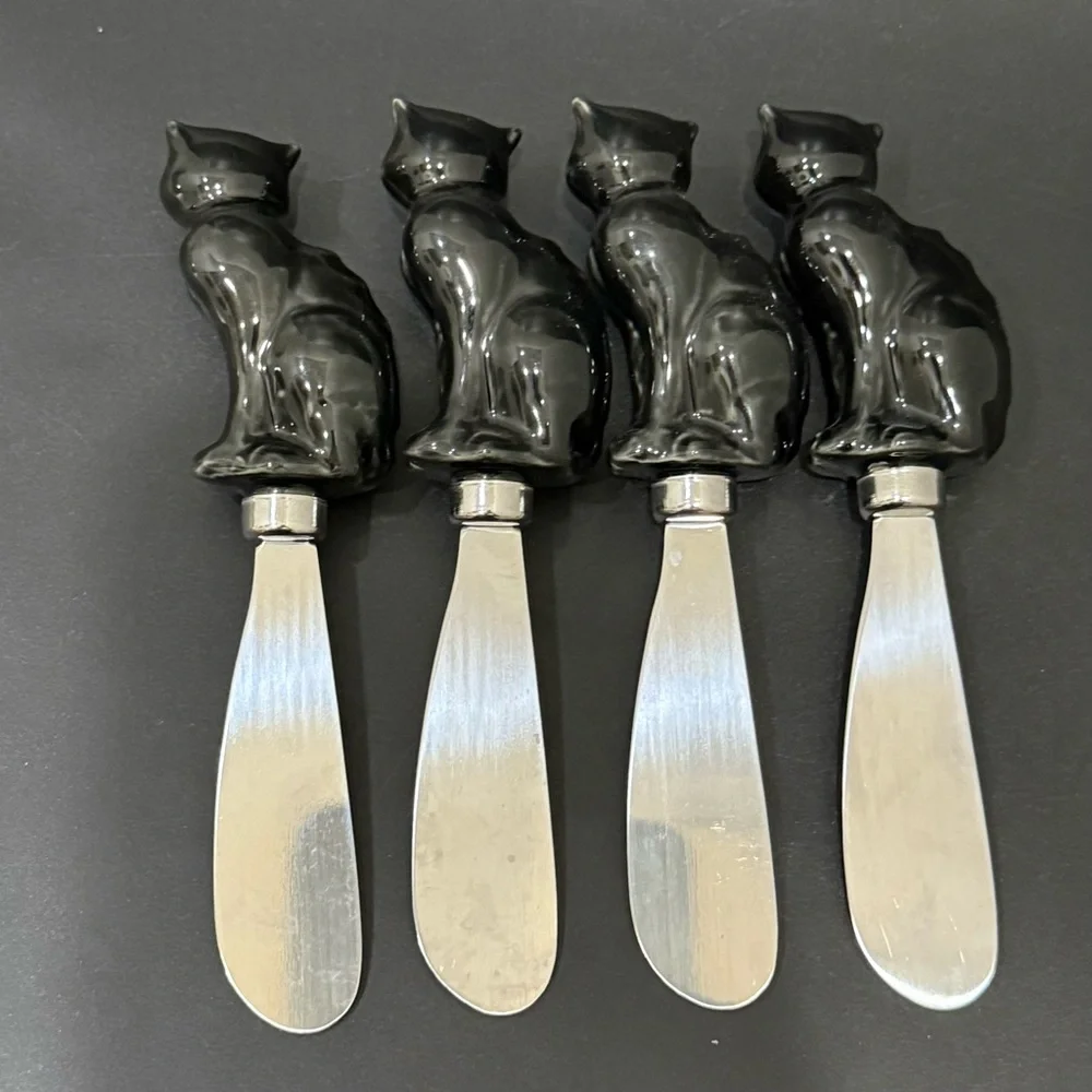 Set of 4 Porcelain Ceramic Black Cat Spreader